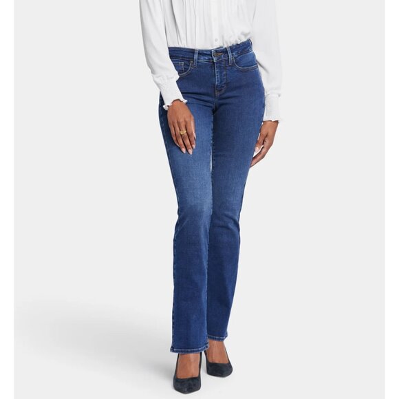 NWT NYDJ Blue Stretch Denim Flattering Barbara Bootcut Jeans in Women's 14 - Picture 1 of 16